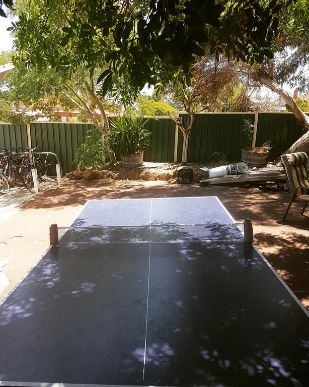 Planet Inn Backpackers Perth Exteriör bild