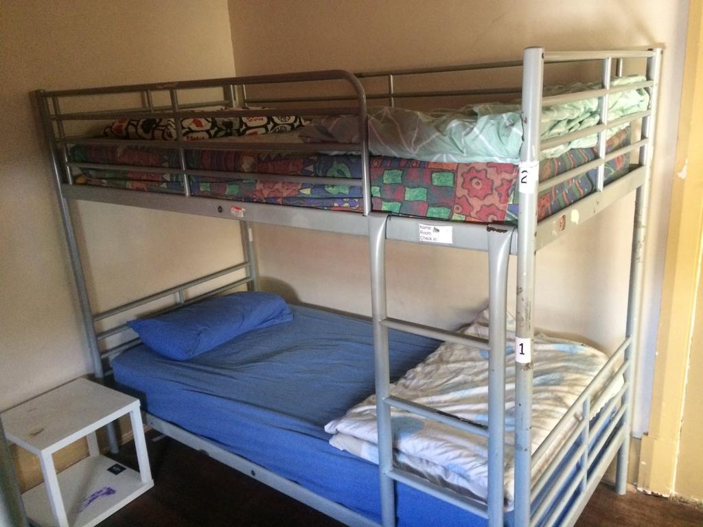 Planet Inn Backpackers Perth Exteriör bild